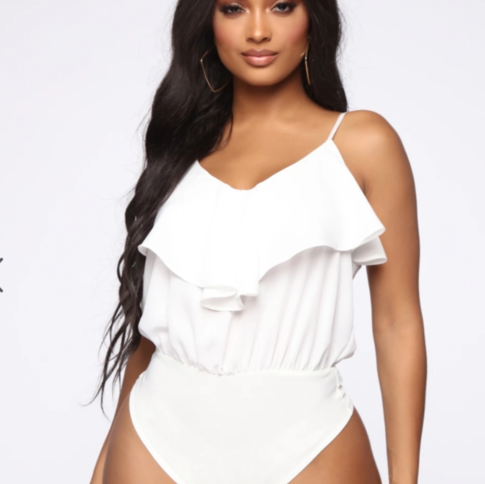 Fashion Nova Flaunt It Body Suit